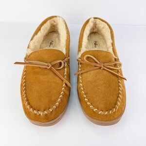 EUC MySlippers Men's Size 9 Tan Suede Moccasin Slippers with Fur Lining